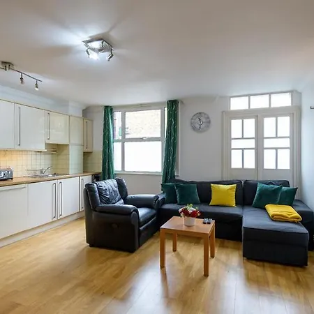 Spectacular 3 Bed In Blackheath London Exterior photo